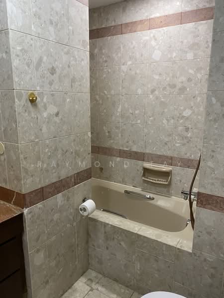 Maple Woods, 985 Bukit Timah Road, Room Rental, 220 sqft, Condominium For Rent, by Raymond Tay, 500069046 - Bathroom - PropertyGuru.com.sg