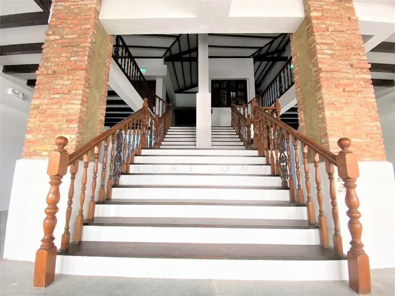 ❤️️ Entire Shophouse @ Craig Rd ❤️️, Craig Road Conservation Shophouse, 5,500 sqft, Office For Rent, by Andre Ong, 500069050 - Entrance - CommercialGuru.com.sg