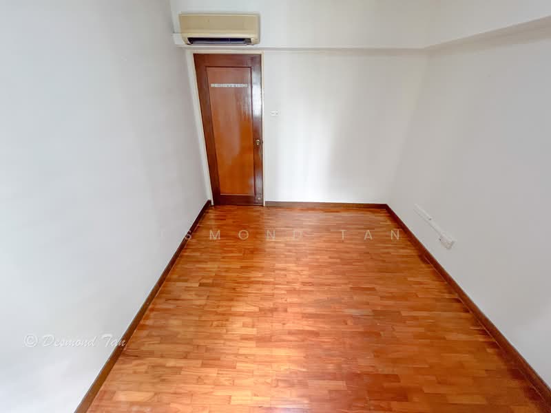 403B Fernvale Lane HDB Flat For Sale at S$ 688,000 | PropertyGuru Singapore - Interior