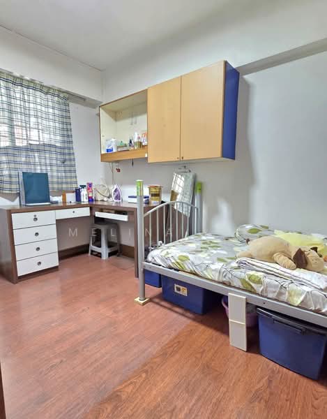 329 Yishun Ring Road HDB Flat For Sale at S$ 510,000 | PropertyGuru Singapore