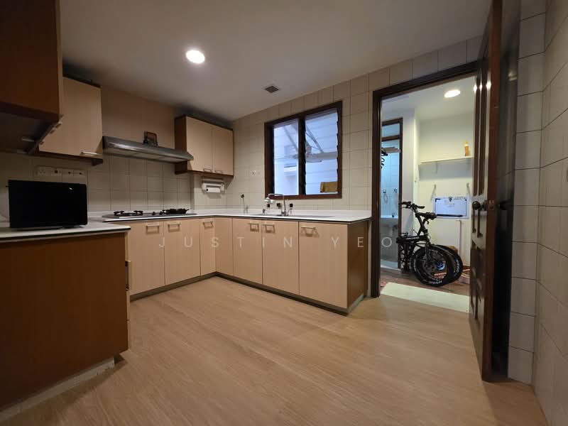 Carissa Park Condo Condominium For Sale at S$ 1,990,000 | PropertyGuru Singapore - Kitchen