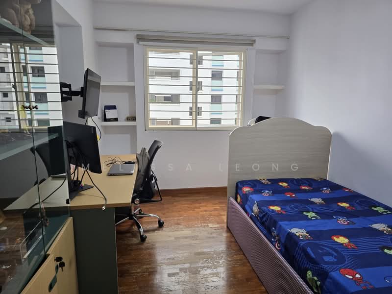 302C Anchorvale Link HDB Flat For Sale at S$ 830,000 | PropertyGuru Singapore - Bedroom