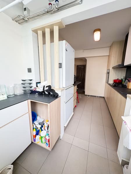 522A Tampines Central 7 HDB Flat For Sale at S$ 858,000 | PropertyGuru Singapore - Service Yard
