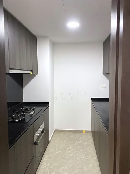 Park Colonial, 8 Woodleigh Lane, 3 Bedrooms, 915 sqft, Condominium For Rent, by Elizabeth Mok, 500069109 - Kitchen - PropertyGuru.com.sg
