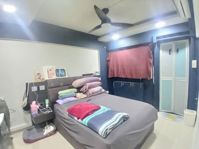 114 Yishun Ring Road HDB Flat For Sale at S$ 430,000 | PropertyGuru Singapore - Bedroom