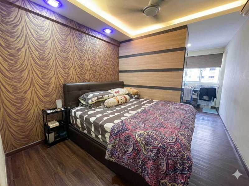 304 Shunfu Road HDB Flat For Sale at S$ 1,100,000 | PropertyGuru Singapore - Bedroom