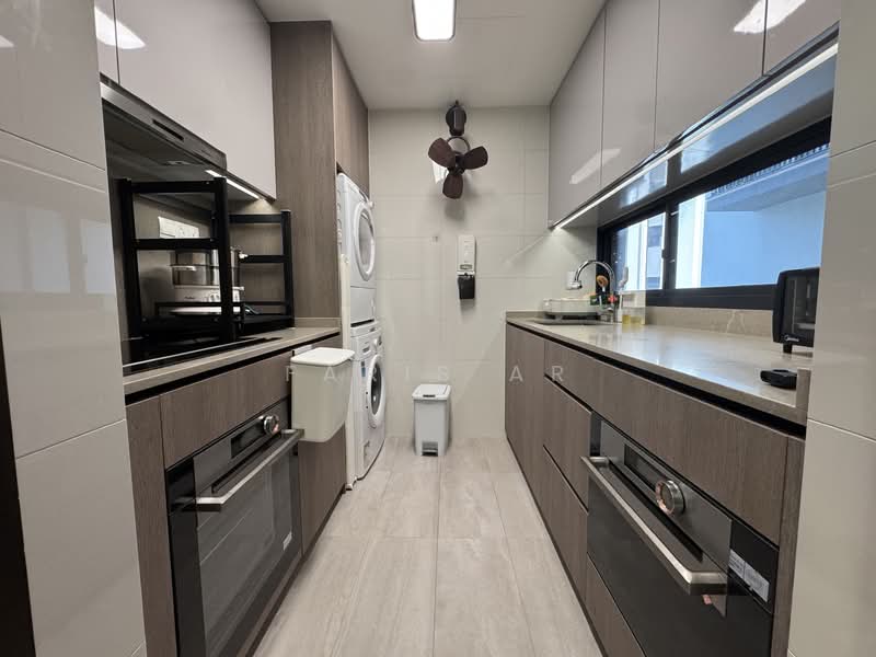 Avenue South Residence, 11 Silat Avenue, 3 Bedrooms, 947 sqft, Condominium For Rent, by Faris Ar, 500069140 - Kitchen - PropertyGuru.com.sg