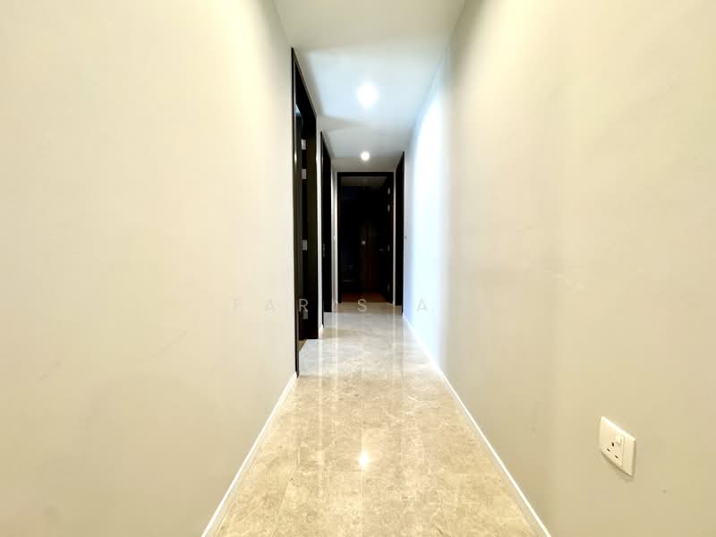 Avenue South Residence, 11 Silat Avenue, 3 Bedrooms, 947 sqft, Condominium For Rent, by Faris Ar, 500069140 - Corridor - PropertyGuru.com.sg
