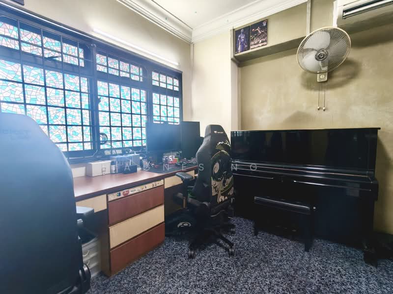 626 Choa Chu Kang Street 62 HDB Flat For Sale at S$ 619,999 | PropertyGuru Singapore - Common Bedroom 1