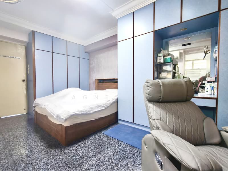 626 Choa Chu Kang Street 62 HDB Flat For Sale at S$ 619,999 | PropertyGuru Singapore - Master Bedroom