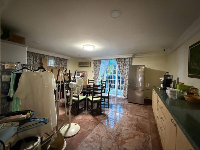 Telok Kurau Road / Lorong H / Lorong J / Lorong G Semi-Detached House For Sale at S$ 6,800,000 | PropertyGuru Singapore - Dining Room