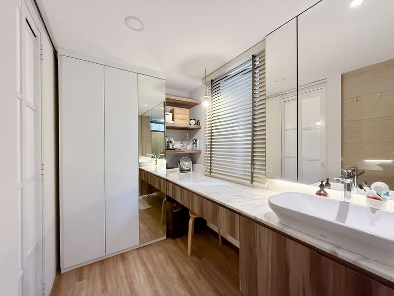 Waterbay Executive Condominium For Sale at S$ 1,650,000 | PropertyGuru Singapore - Bathroom