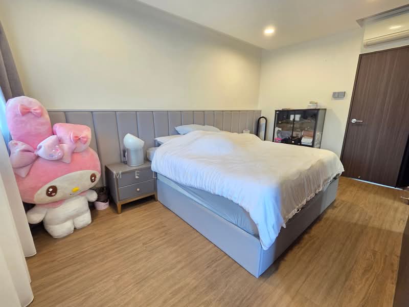 615 Elias Road HDB Flat For Sale at S$ 880,000 | PropertyGuru Singapore - Bedroom