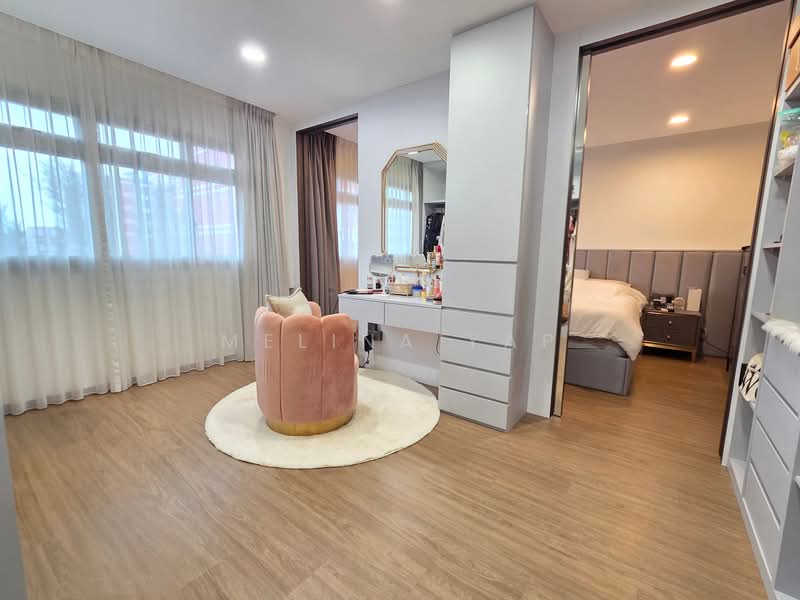 615 Elias Road HDB Flat For Sale at S$ 880,000 | PropertyGuru Singapore - Bedroom