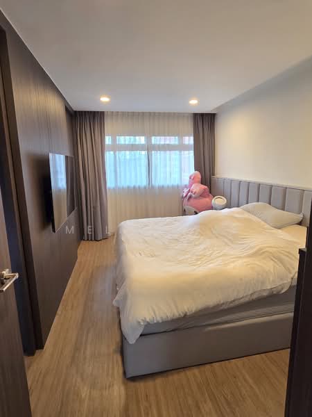 615 Elias Road HDB Flat For Sale at S$ 880,000 | PropertyGuru Singapore - Bedroom