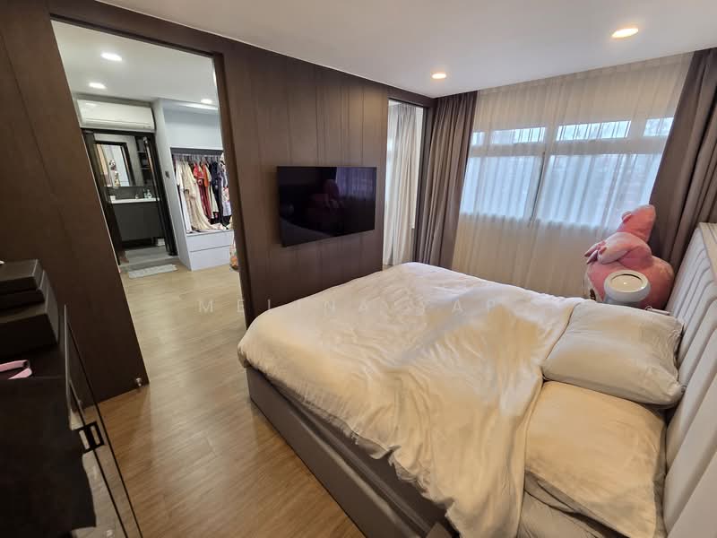615 Elias Road HDB Flat For Sale at S$ 880,000 | PropertyGuru Singapore - Bedroom