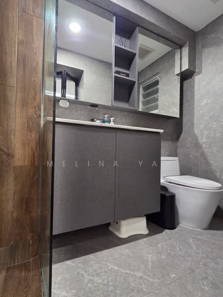 615 Elias Road HDB Flat For Sale at S$ 880,000 | PropertyGuru Singapore - Bathroom