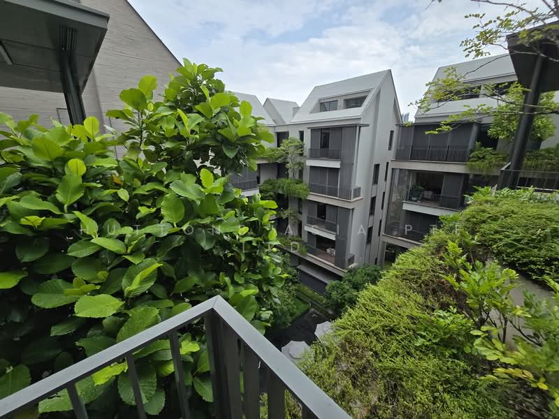 10 Evelyn Condominium For Sale at S$ 1,420,000 | PropertyGuru Singapore - Exterior