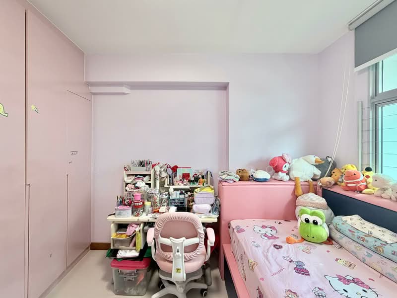 70C Telok Blangah Heights HDB Flat For Sale at S$ 920,000 | PropertyGuru Singapore - Bedroom