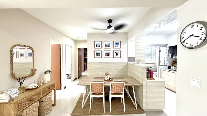 449A Bukit Batok West Avenue 9 HDB Flat For Sale at S$ 700,000 | PropertyGuru Singapore - Dining Room