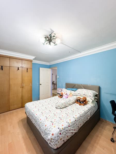 141 Bishan Street 12 HDB Flat For Sale at S$ 799,000 | PropertyGuru Singapore - Bedroom