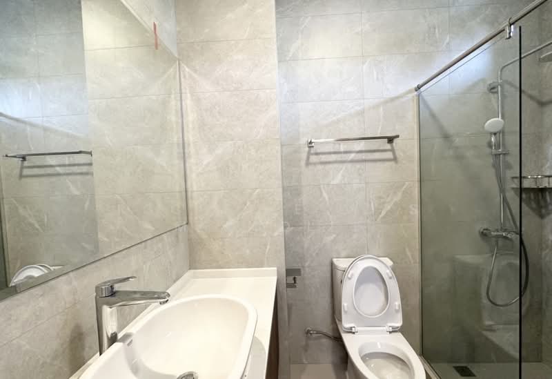 Orange Regency, 101 Fernhill Road, 4 Bedrooms, 2,433 sqft, Apartment For Rent, by Rochelle De S Meegolle, 500069235 - PropertyGuru.com.sg