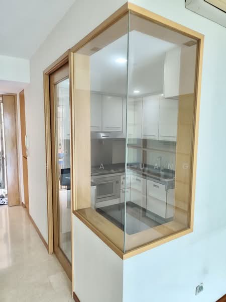 Ris Grandeur Condominium For Sale at S$ 1,450,000 | PropertyGuru Singapore - Kitchen