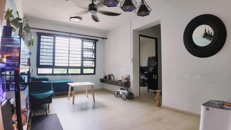 259B Punggol Field HDB Flat For Sale at S$ 550,000 | PropertyGuru Singapore - Living Room