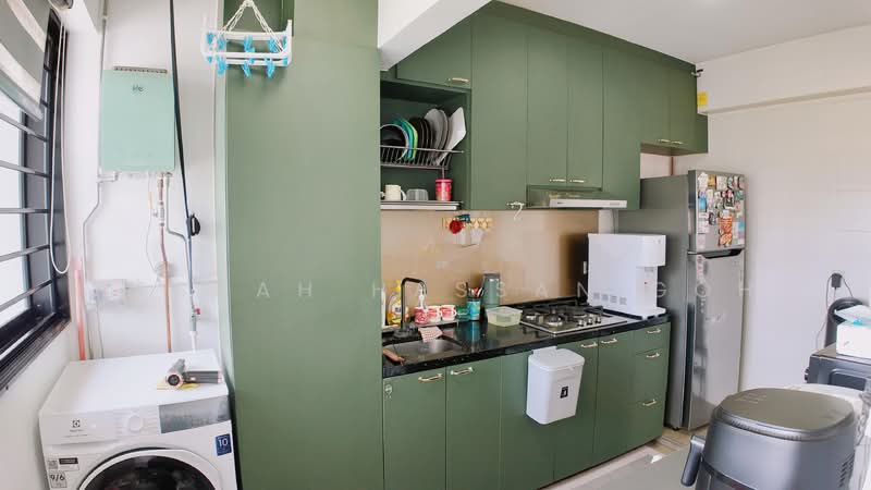 259B Punggol Field HDB Flat For Sale at S$ 550,000 | PropertyGuru Singapore - Kitchen