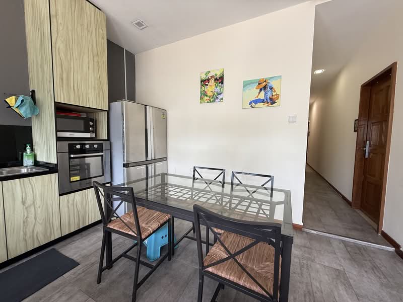 Landed house near Mattar MRT, , Room Rental, 300 sqft, Semi-Detached House For Rent, by Iris Ho, 500069262 - Kitchen - PropertyGuru.com.sg