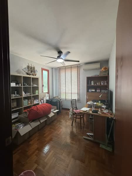 Tanah Merah Green Corner Terrace For Sale at S$ 3,999,000 | PropertyGuru Singapore - Study