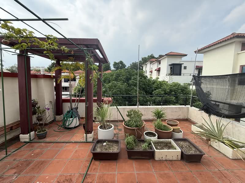 Tanah Merah Green Corner Terrace For Sale at S$ 3,999,000 | PropertyGuru Singapore - Exterior