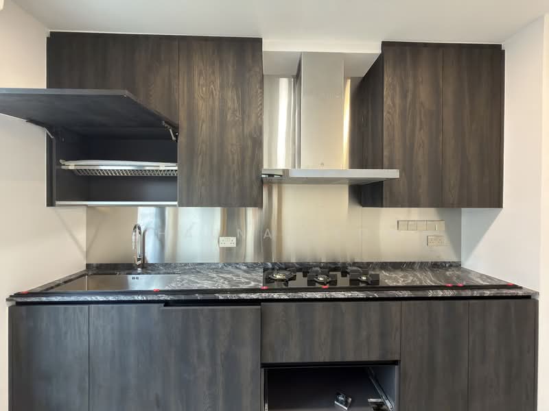 Brand New Inter-Terrace in Novena D11 ❤️ Move In Now! Terraced House For Sale at S$ 7,880,000 | PropertyGuru Singapore - Kitchen