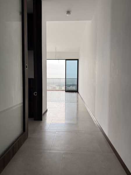 Lentor Modern, 3 Lentor Central, 3 Bedrooms, 1,109 sqft, Condominium For Rent, by Clarence Fong, 500069317 - Corridor - PropertyGuru.com.sg