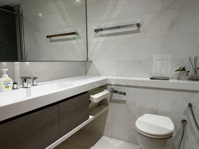 Silversea Condominium For Sale at S$ 4,000,000 | PropertyGuru Singapore - Bathroom