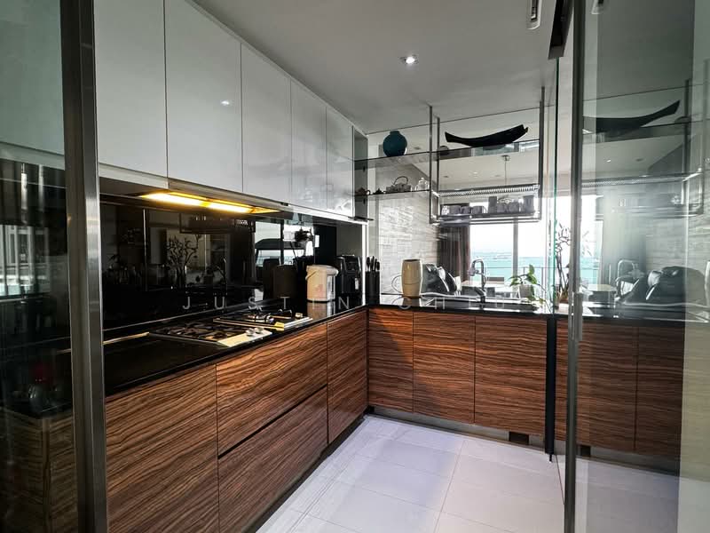 Silversea Condominium For Sale at S$ 4,000,000 | PropertyGuru Singapore - Kitchen