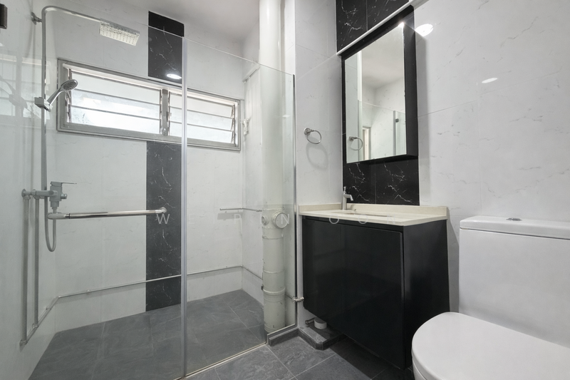 133 Lorong Ah Soo HDB Flat For Sale at S$ 980,000 | PropertyGuru Singapore - Bathroom