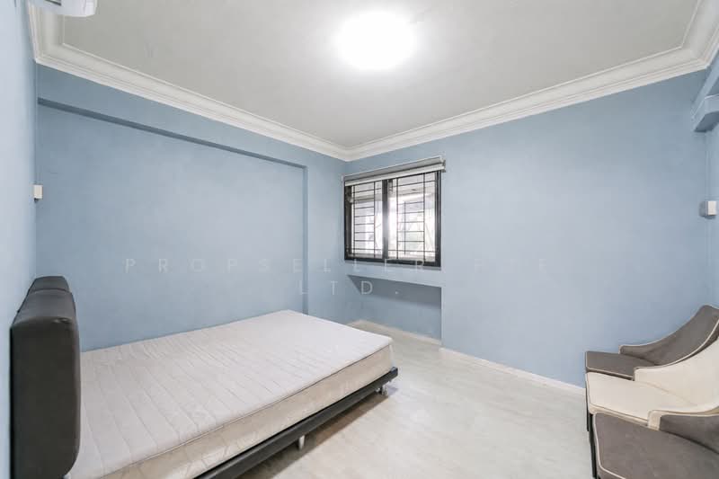 509 Jelapang Road HDB Flat For Sale at S$ 500,000 | PropertyGuru Singapore - Bedroom