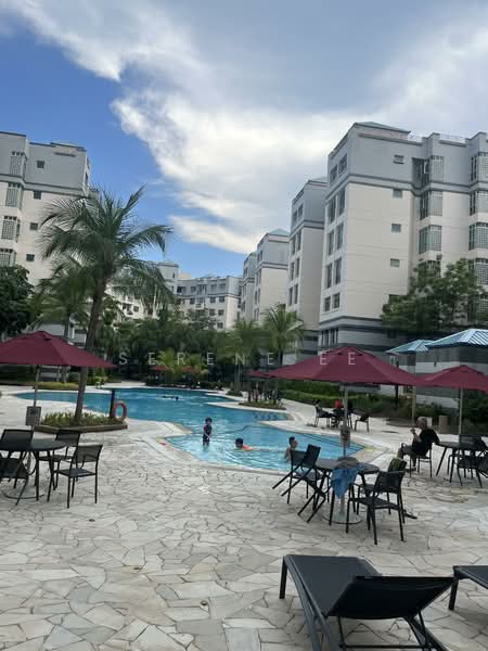 Avila Gardens, 11 Flora Road, 2 Bedrooms, 894 sqft, Condominium For Rent, by Serene Ee, 500069352 - Exterior - PropertyGuru.com.sg