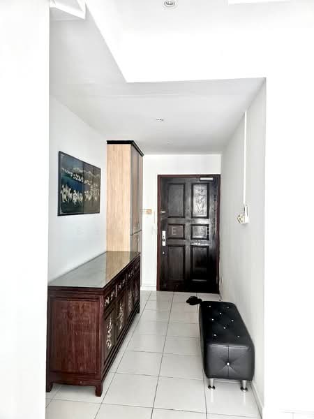 Avila Gardens, 11 Flora Road, 2 Bedrooms, 894 sqft, Condominium For Rent, by Serene Ee, 500069352 - Entrance - PropertyGuru.com.sg