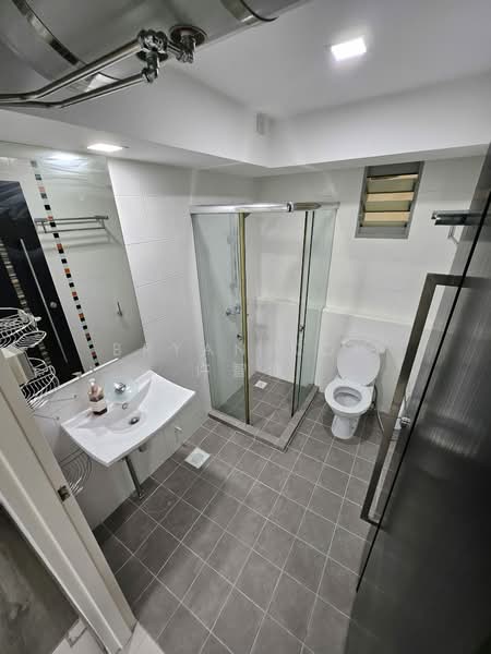 273B Punggol Place, 273B Punggol Place, 3 Bedrooms, 1,012 sqft, HDB Flat For Rent, by Bryan Koh 许智俍, 500069359 - Bathroom - PropertyGuru.com.sg
