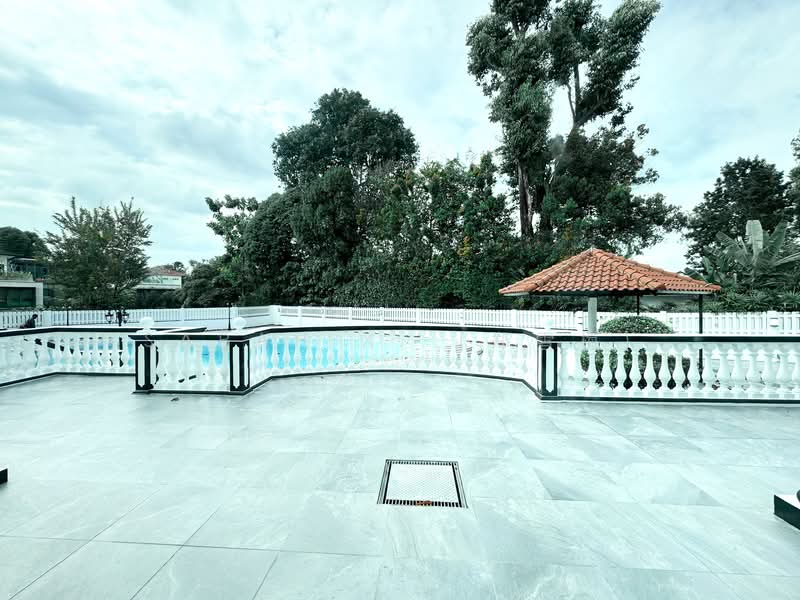 Old Holland Road, , 6 Bedrooms, 12,000 sqft, Good Class Bungalow For Rent, by Sarah X. (郑雪梅), 500069382 - Exterior - PropertyGuru.com.sg