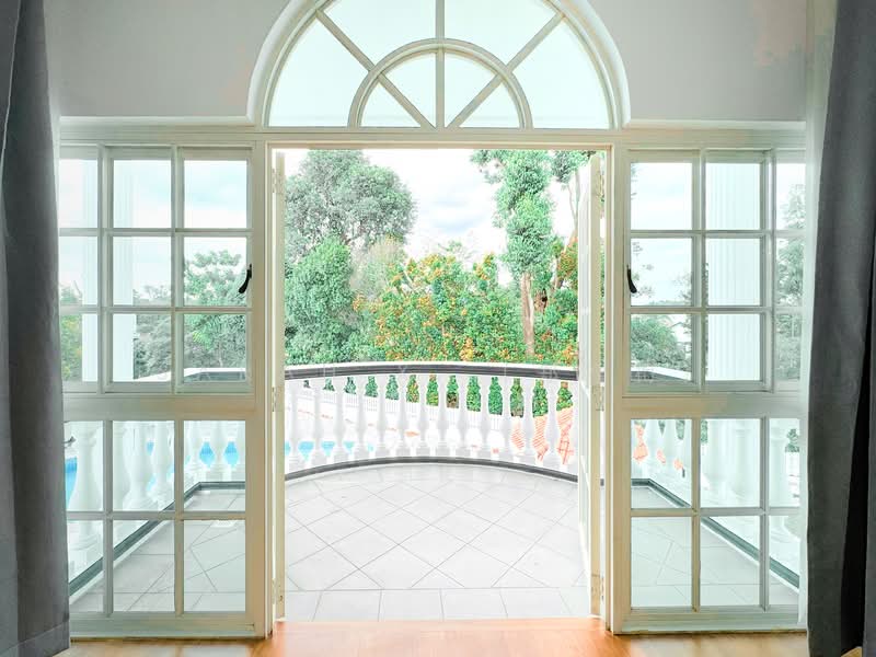 Old Holland Road, , 6 Bedrooms, 12,000 sqft, Good Class Bungalow For Rent, by Sarah X. (郑雪梅), 500069382 - Balcony - PropertyGuru.com.sg