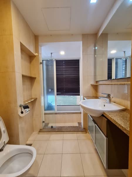 Savannah Condopark, 31 Simei Rise, 3 Bedrooms, 1,238 sqft, Condominium For Rent, by A O, 500069388 - Bathroom - PropertyGuru.com.sg