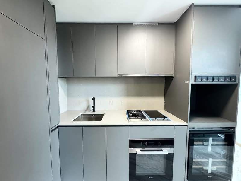 The Landmark, 173 Chin Swee Road, 3 Bedrooms, 1,076 sqft, Condominium For Rent, by Elaine Teo, 500069397 - Kitchen - PropertyGuru.com.sg