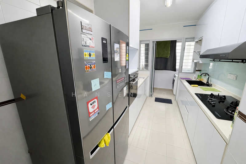 673C Edgefield Plains, 673C Edgefield Plains, 3 Bedrooms, 969 sqft, HDB Flat For Rent, by Hansen Ng, 500069401 - Kitchen - PropertyGuru.com.sg