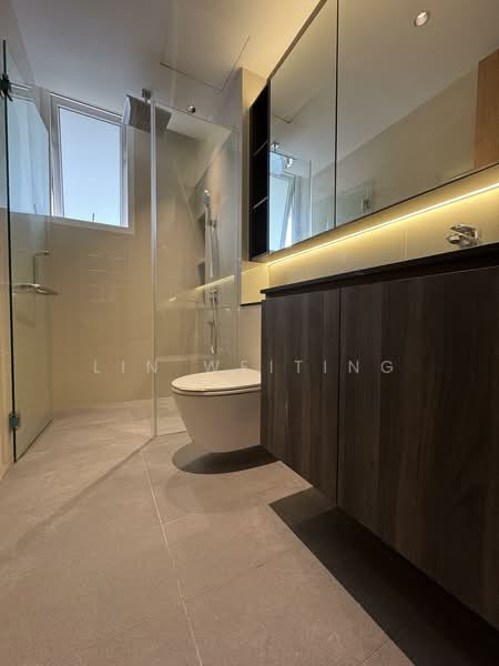 Jalan Baiduri/ Telok Kurau Lor L/East Coast Road Corner Terrace For Sale at S$ 9,200,000 | PropertyGuru Singapore - Bathroom