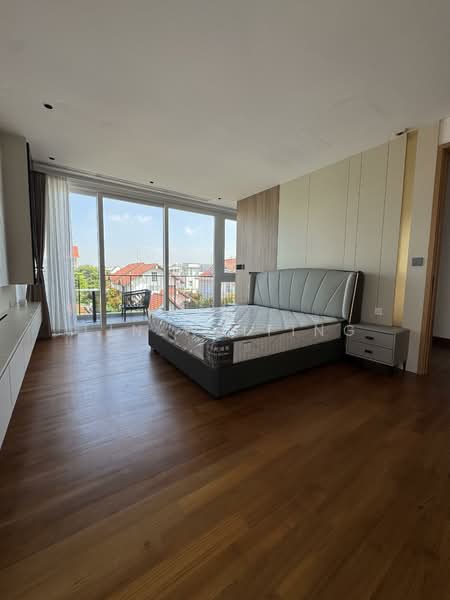 Jalan Baiduri/ Telok Kurau Lor L/East Coast Road Corner Terrace For Sale at S$ 9,200,000 | PropertyGuru Singapore - Bedroom