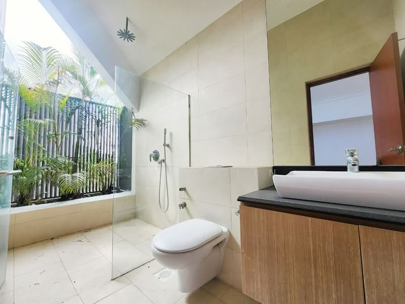 Seletar Hills Estate Bungalow House For Sale at S$ 7,800,000 | PropertyGuru Singapore - Bathroom