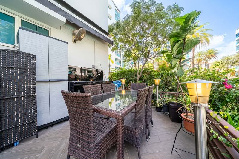 Dahlia Park Condo Condominium For Sale at S$ 2,190,000 | PropertyGuru Singapore - Balcony